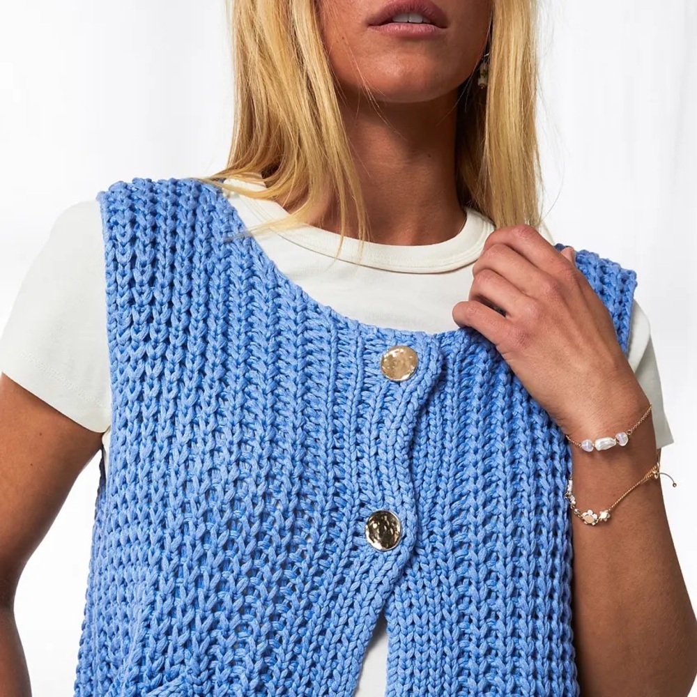 33 coastal chunky knit sweater vest - Picture 4 of 5